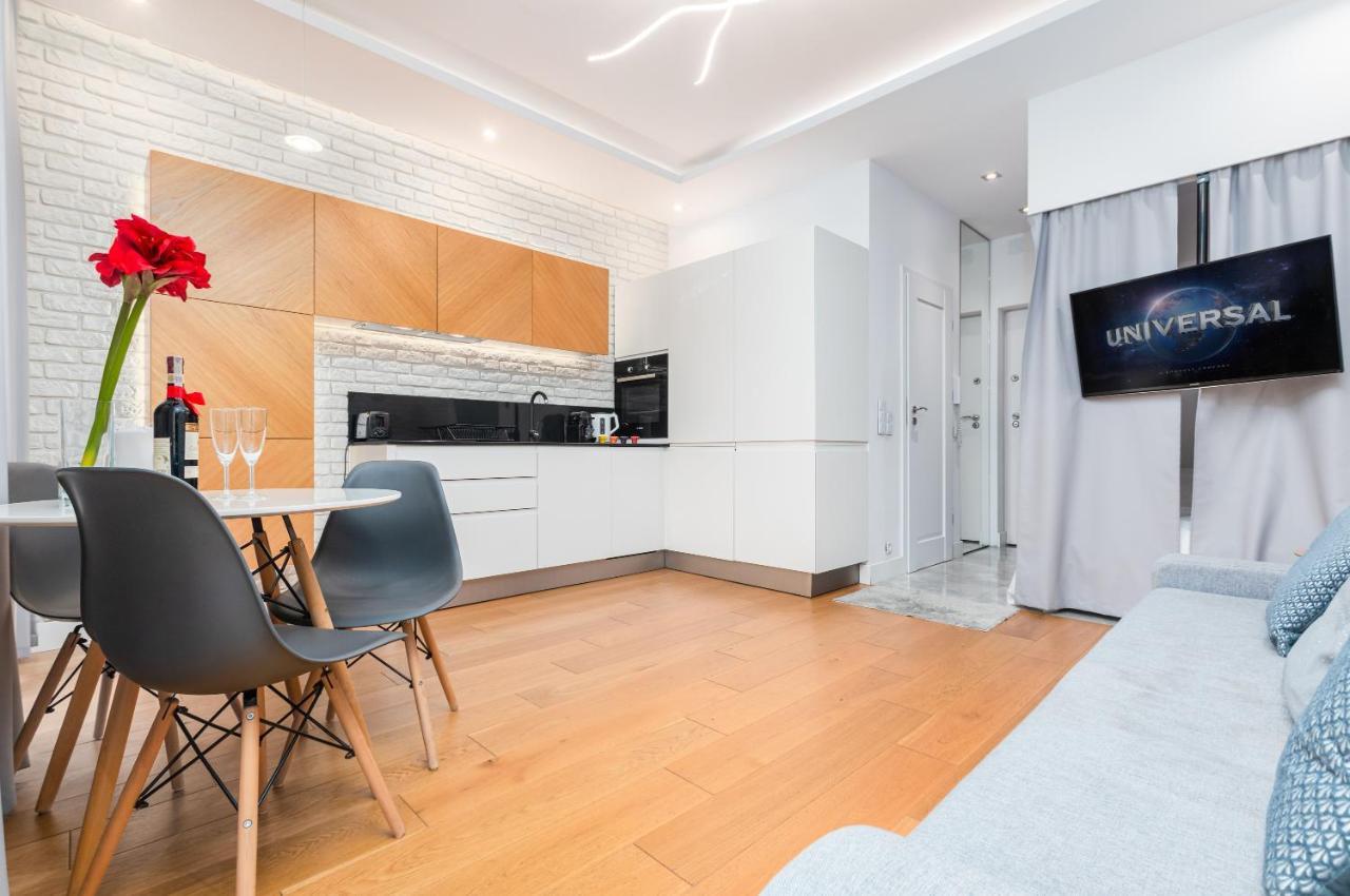 Piekna Apartament By Your Freedom Варшава Экстерьер фото